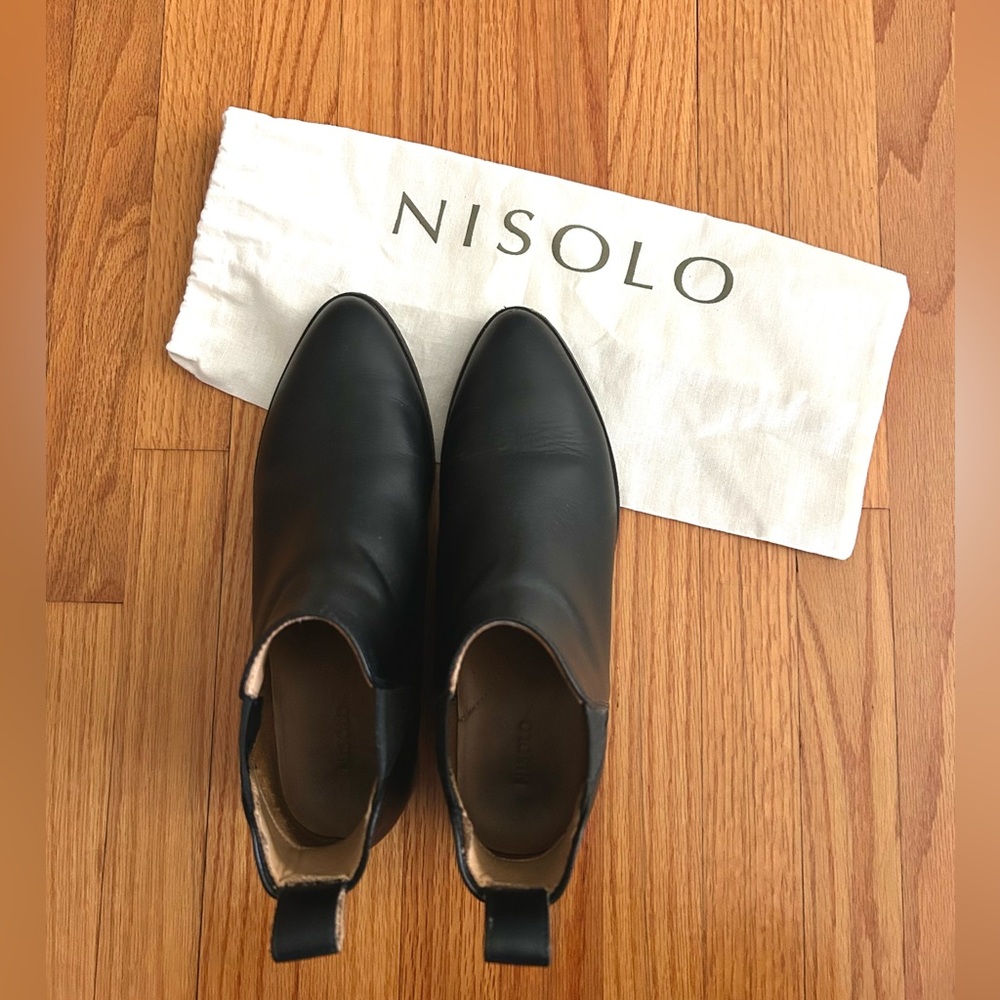 Nisolo Eva Everyday Chelsea Boot